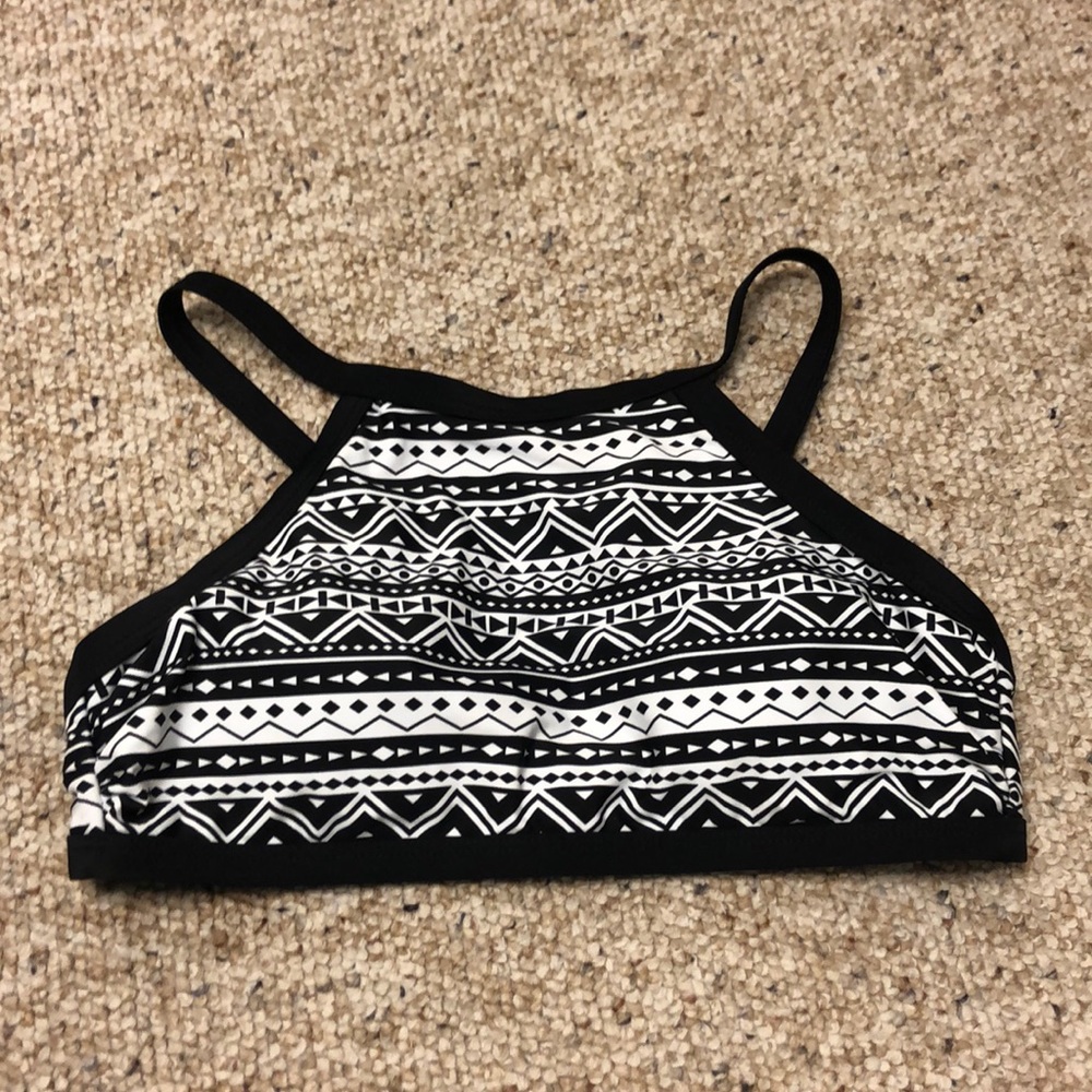 NWOT Boho Aztec Bikini Top Small
